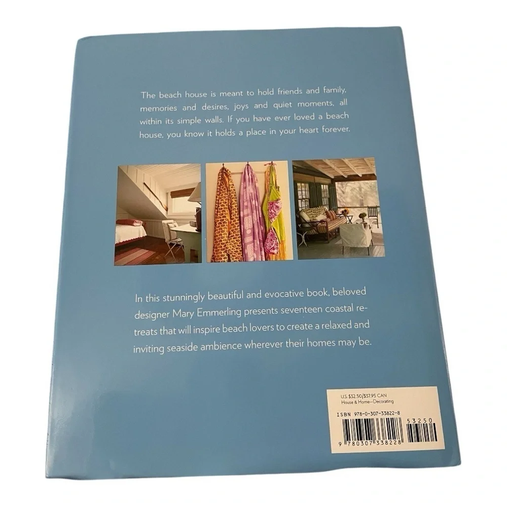 Book, mary emmerling’s beach cottages, Beautiful Photos and Poetic Text, 2004.